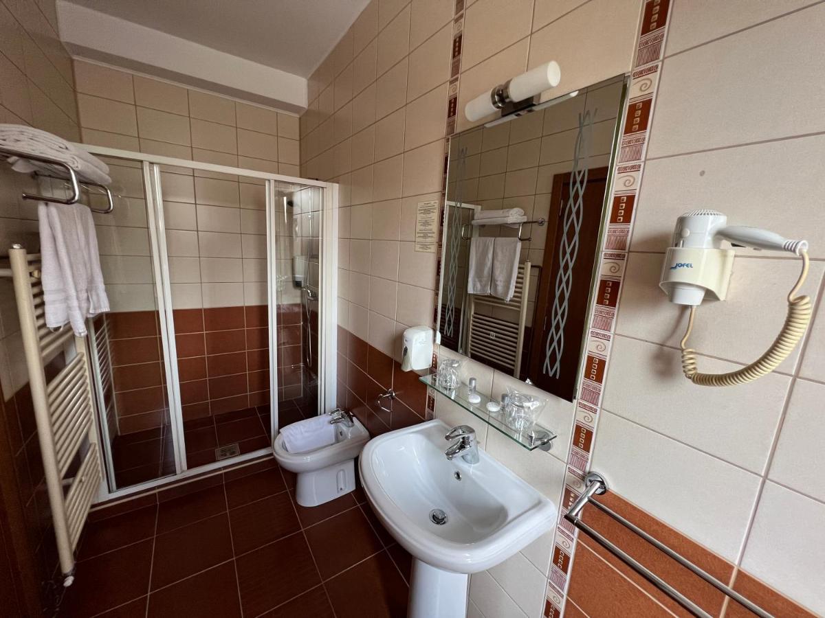 וטרה דורניי Hotel Belvedere מראה חיצוני תמונה